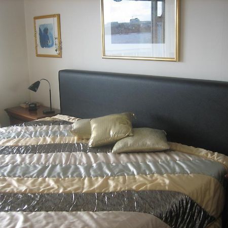 Guesthouse Bina 雷克雅維克 外观 照片